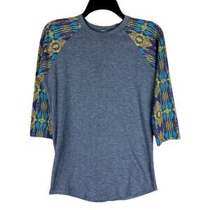 LuLaRoe Randy Tee Half Sleeve Geometric‎ Print Sleeve T Shirt - Size XSmall